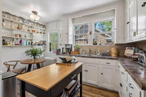 3535 Irving Avenue S, Minneapolis, MN 55408