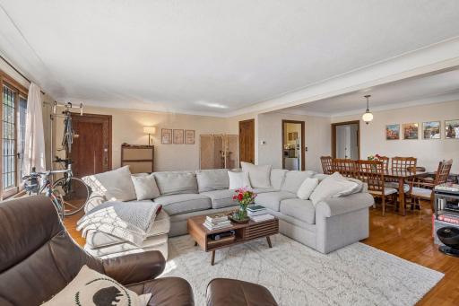3535 Irving Avenue S, Minneapolis, MN 55408