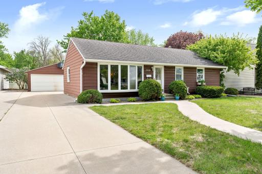 2106 6th Avenue NE, Austin, MN 55912