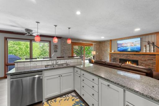 1345 Broadview Avenue, Chaska, MN 55318