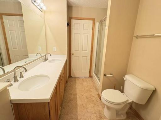 2500 Yellowstone Drive, 86, Hastings, MN 55033