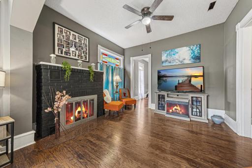 228 W 4th Street, Blue Earth, MN 56013