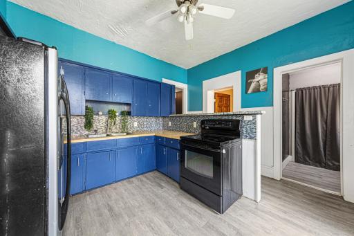 228 W 4th Street, Blue Earth, MN 56013