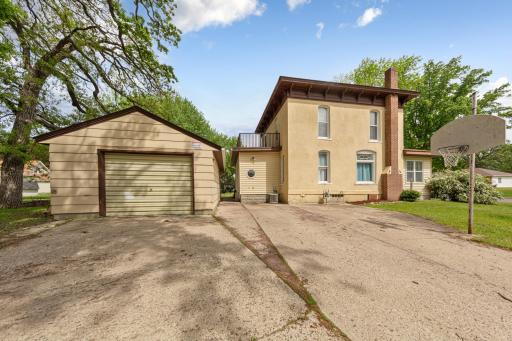 228 W 4th Street, Blue Earth, MN 56013