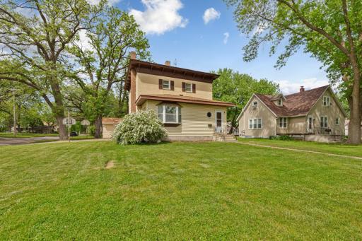 228 W 4th Street, Blue Earth, MN 56013