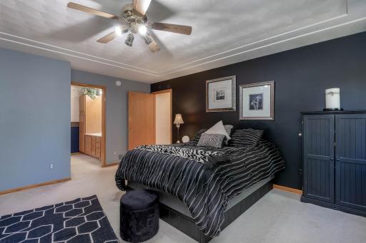 2153 Peregrine Lane, North Mankato, MN 56003