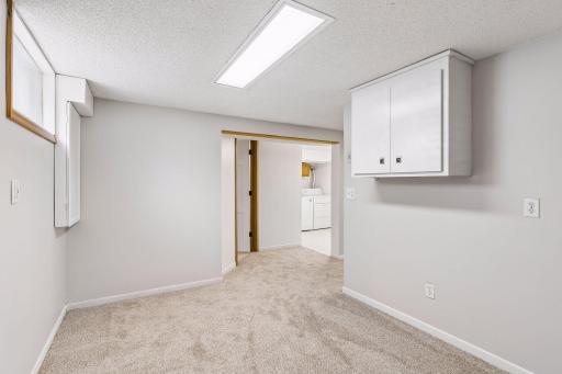 1516 Asbury Street, Saint Paul, MN 55108