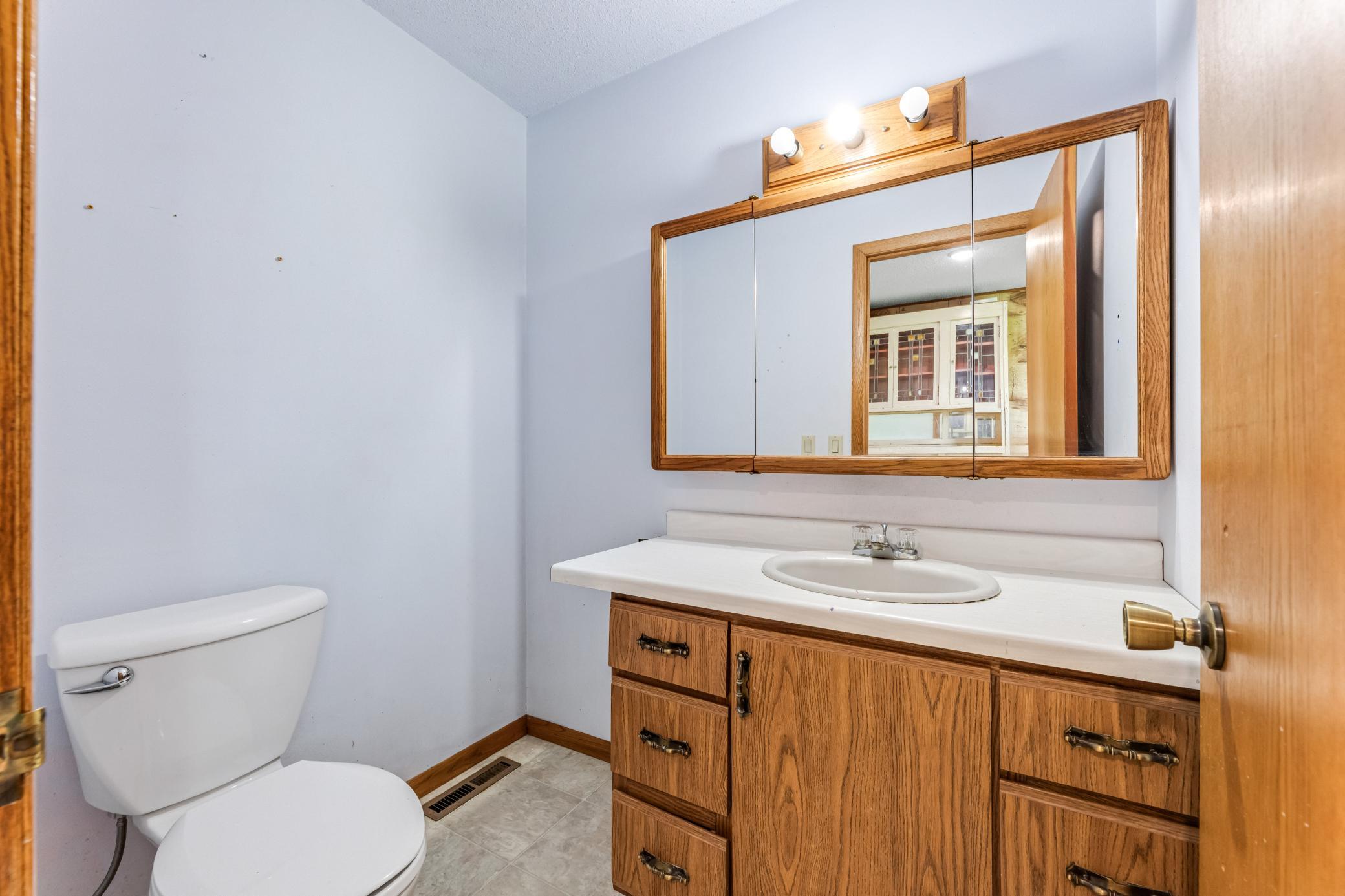 20908 Camp Winnebago Rd. Caledonia, MN (7).jpg