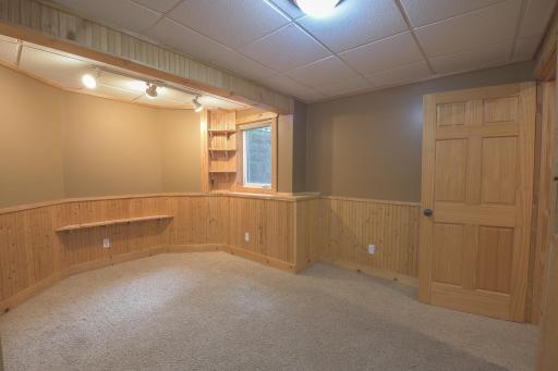 14586 31st Street, Clear Lake, MN 55319