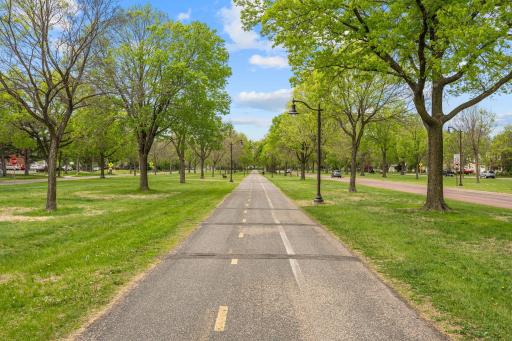 This monumental parkway has multiple trails and lanes for jogging and biking....