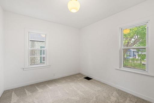 4424 Russell Avenue N, Minneapolis, MN 55412
