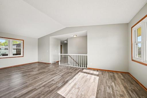 2000 Westview Drive, Hastings, MN 55033
