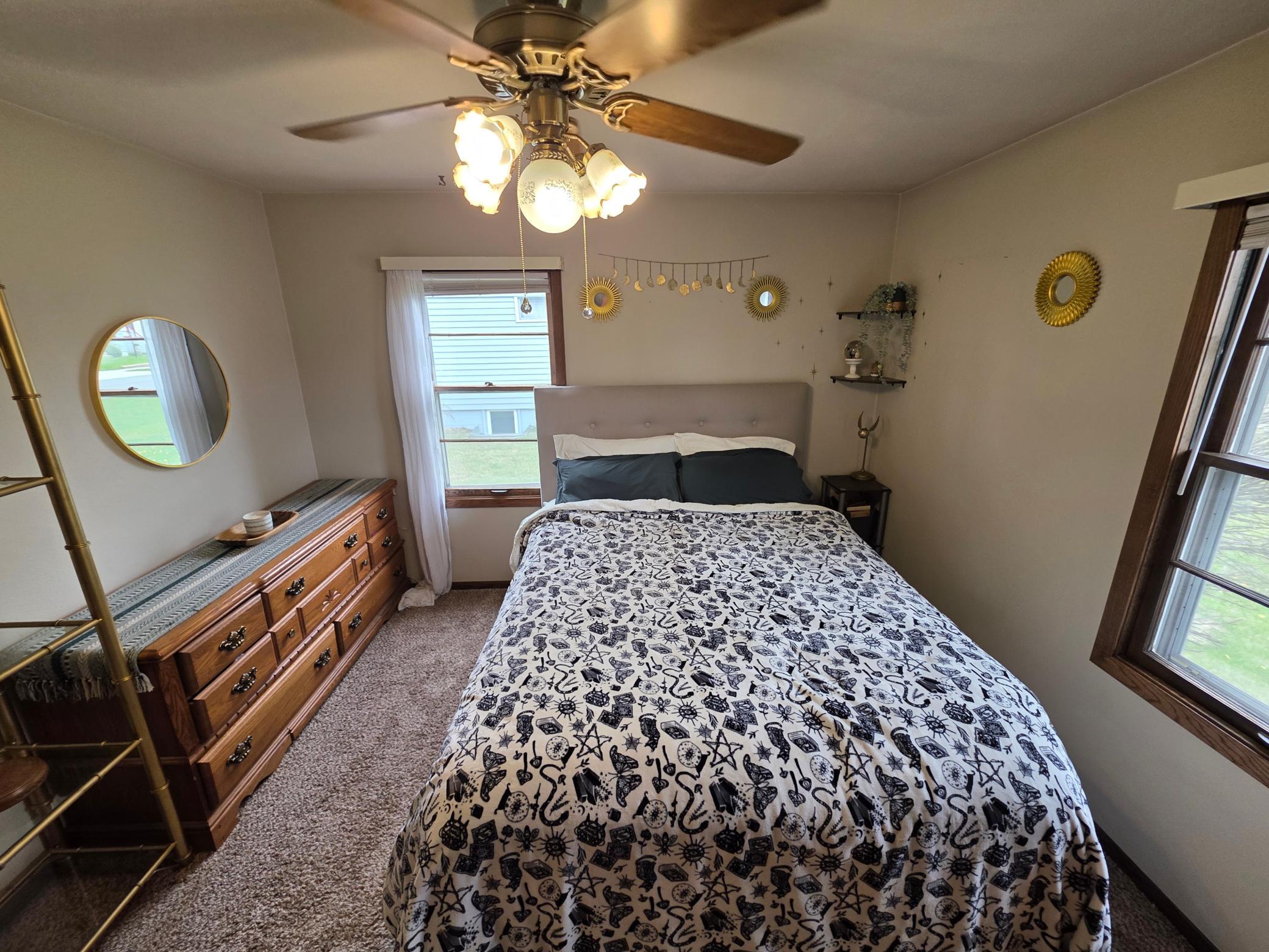 10 Primary Bedroom.jpg