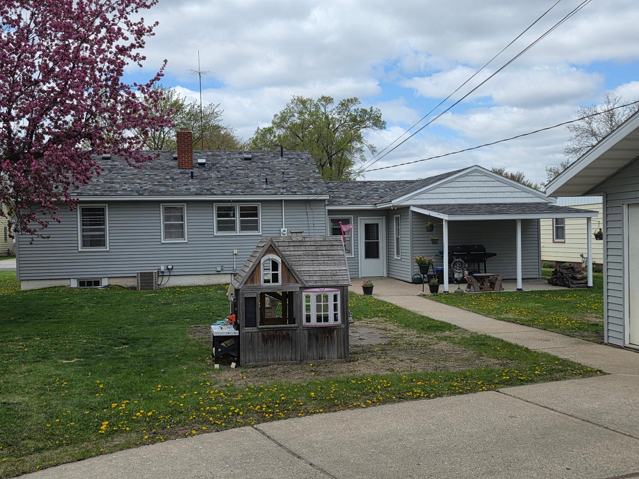 48 Backyard.jpg