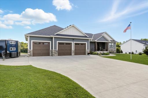 912 14th Street NE, Montgomery, MN 56069