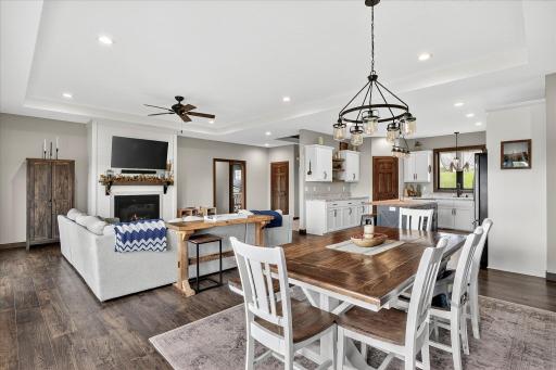 912 14th Street NE, Montgomery, MN 56069