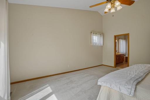 43-web-or-mls-Shenandoah Ln-S1205-033.jpg