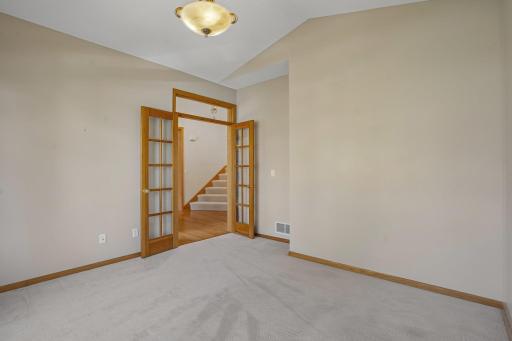 28-web-or-mls-Shenandoah Ln-S1205-022.jpg