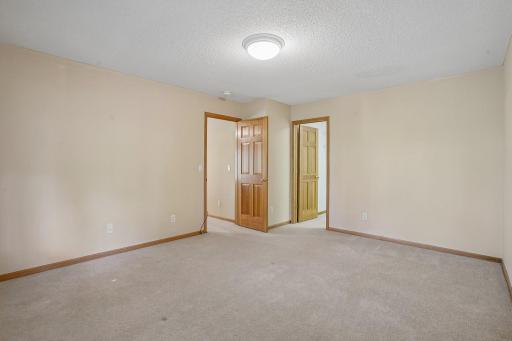 38-web-or-mls-Shenandoah Ln-S1205-030.jpg