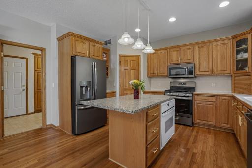 22-web-or-mls-Shenandoah Ln-S1205-016.jpg