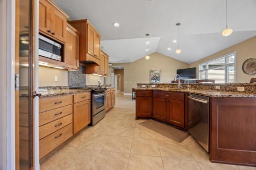 4165 Furnberg Place S, Fargo, ND 58104