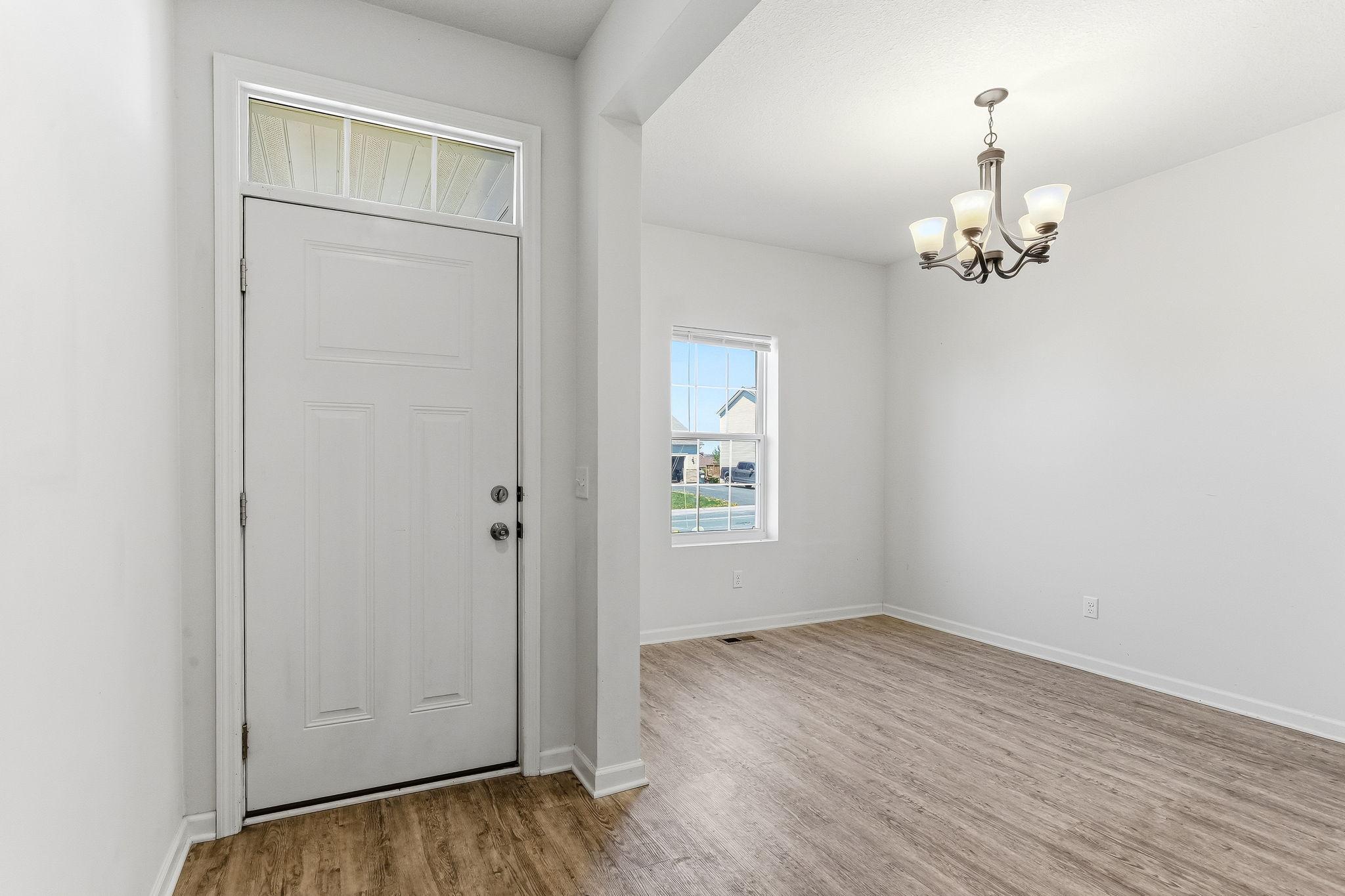 3-web-or-mls-262-16th-Ave-03.jpg
