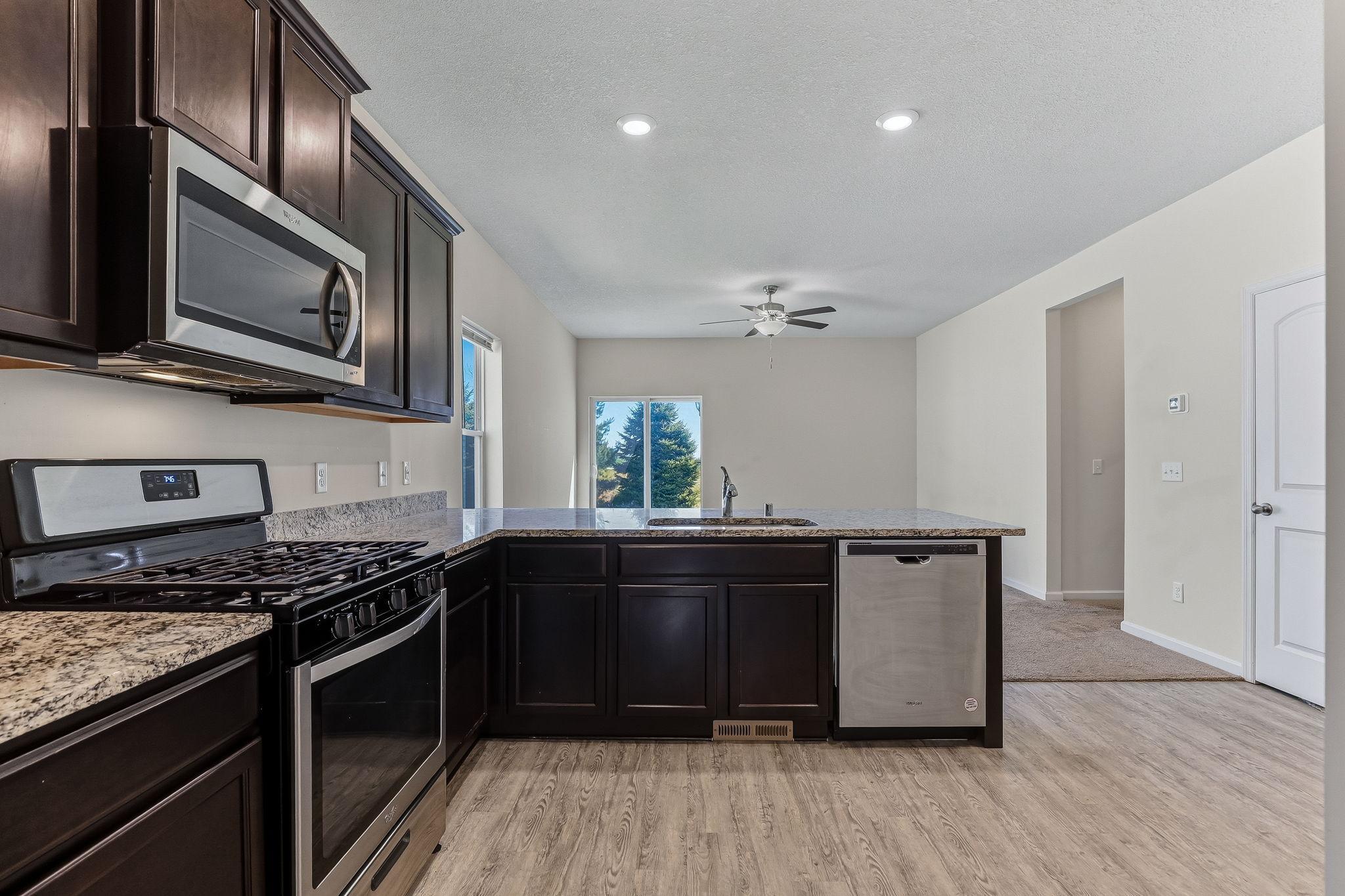 6-web-or-mls-262-16th-Ave-06.jpg