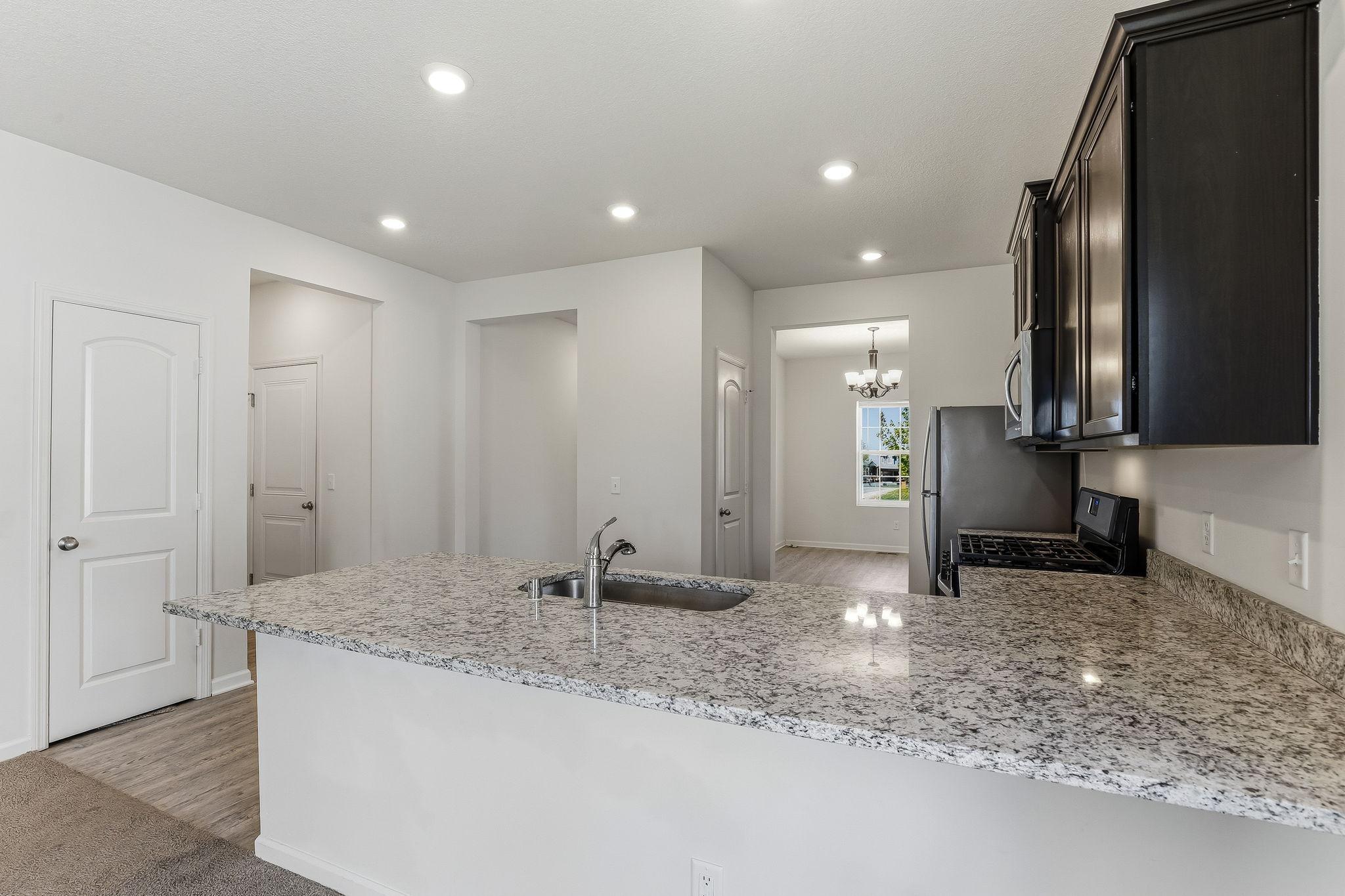9-web-or-mls-262-16th-Ave-09.jpg