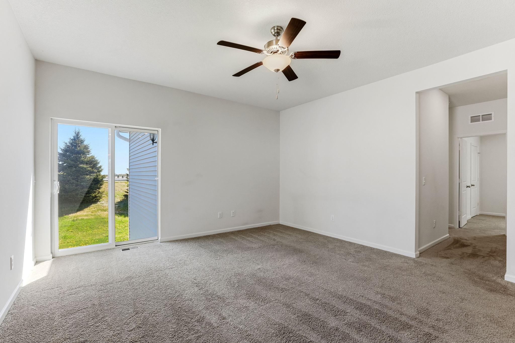 10-web-or-mls-262-16th-Ave-10.jpg