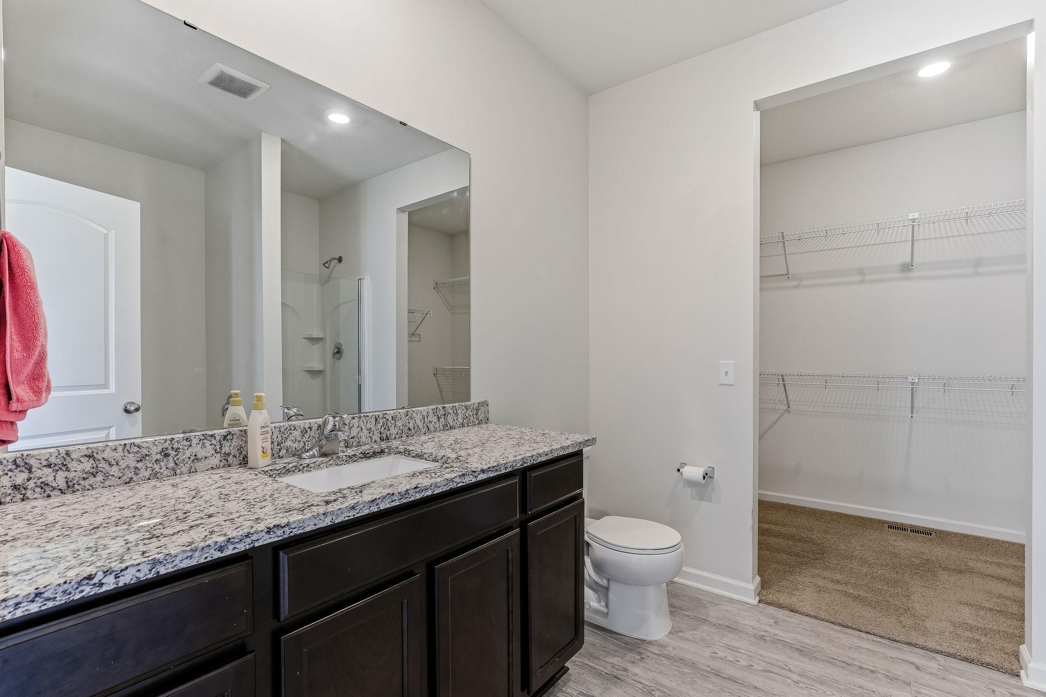 23-web-or-mls-262-16th-Ave-23.jpg