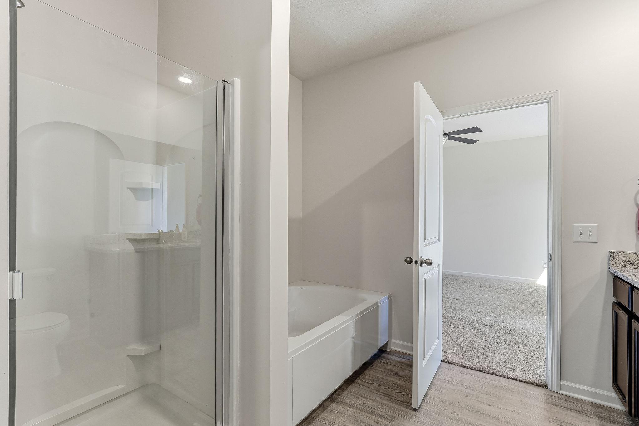 24-web-or-mls-262-16th-Ave-24.jpg