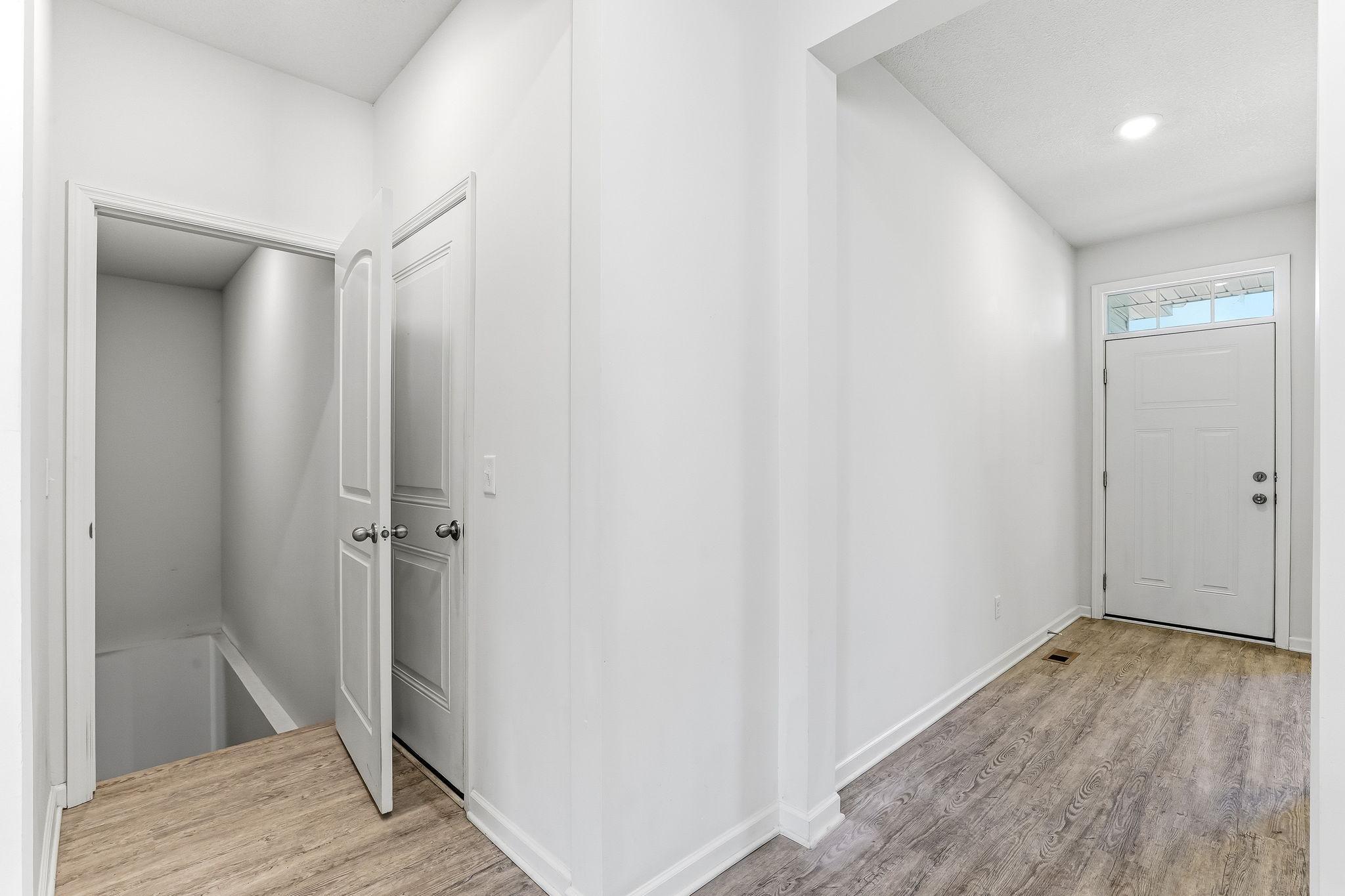 25-web-or-mls-262-16th-Ave-25.jpg