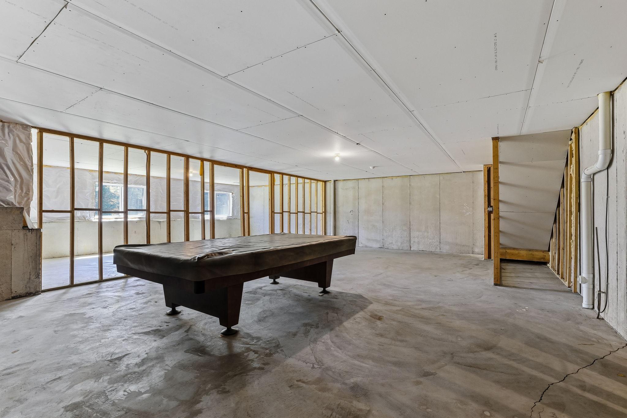 27-web-or-mls-262-16th-Ave-27.jpg