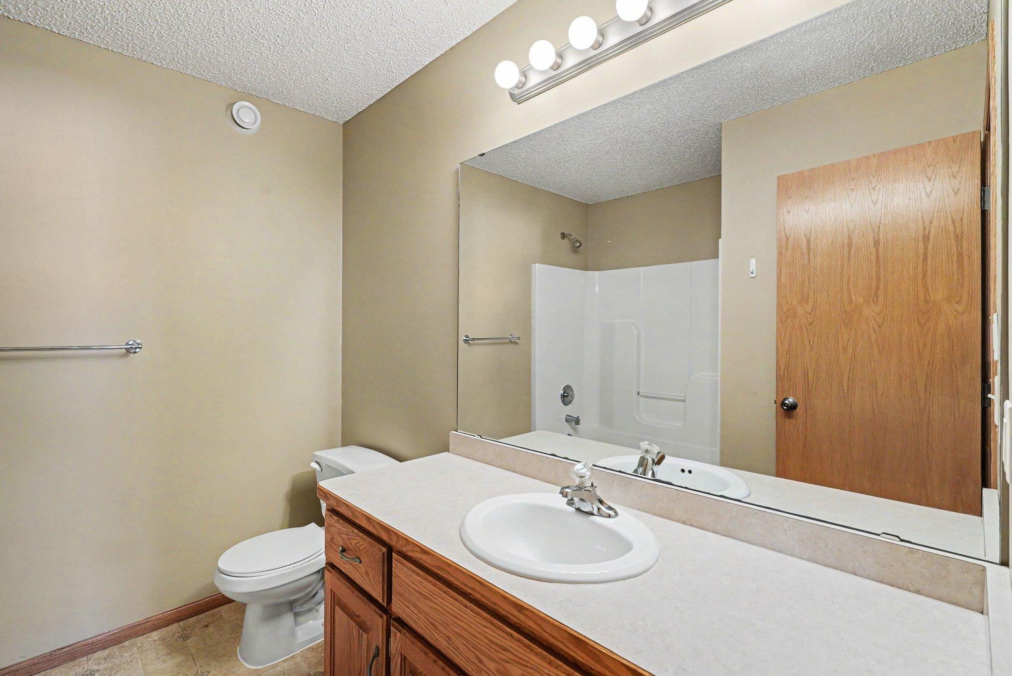 Full bath on upper level