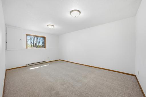 1908 20th Avenue S, Fargo, ND 58103
