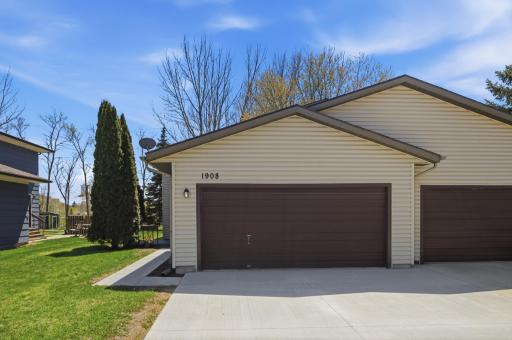 1908 20th Avenue S, Fargo, ND 58103