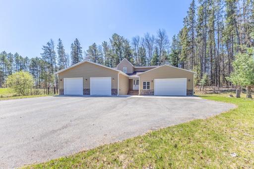 508 Spruce Grove Lane NW, Bemidji, MN 56601