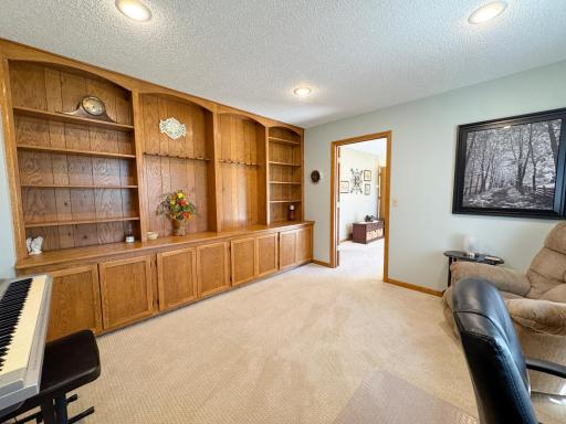2216 Ridgewood Drive, Fergus Falls, MN 56537