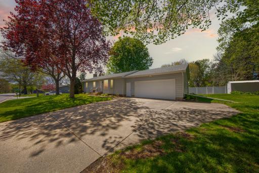20 Mitchell Drive, Faribault, MN 55021