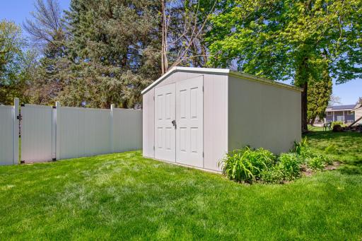 20 Mitchell Drive, Faribault, MN 55021