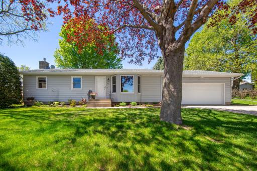 20 Mitchell Drive, Faribault, MN 55021