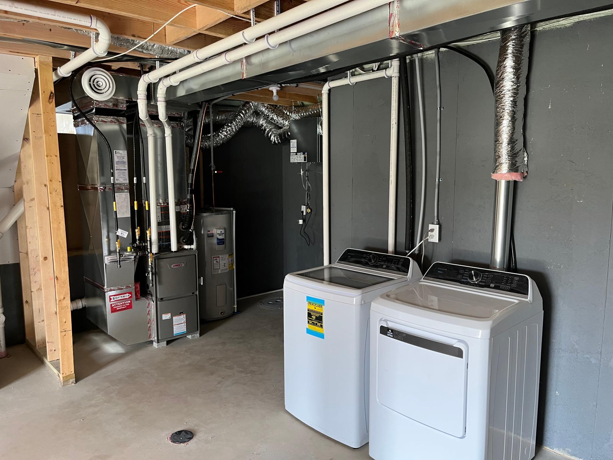 Mechanical/Unfinished basement