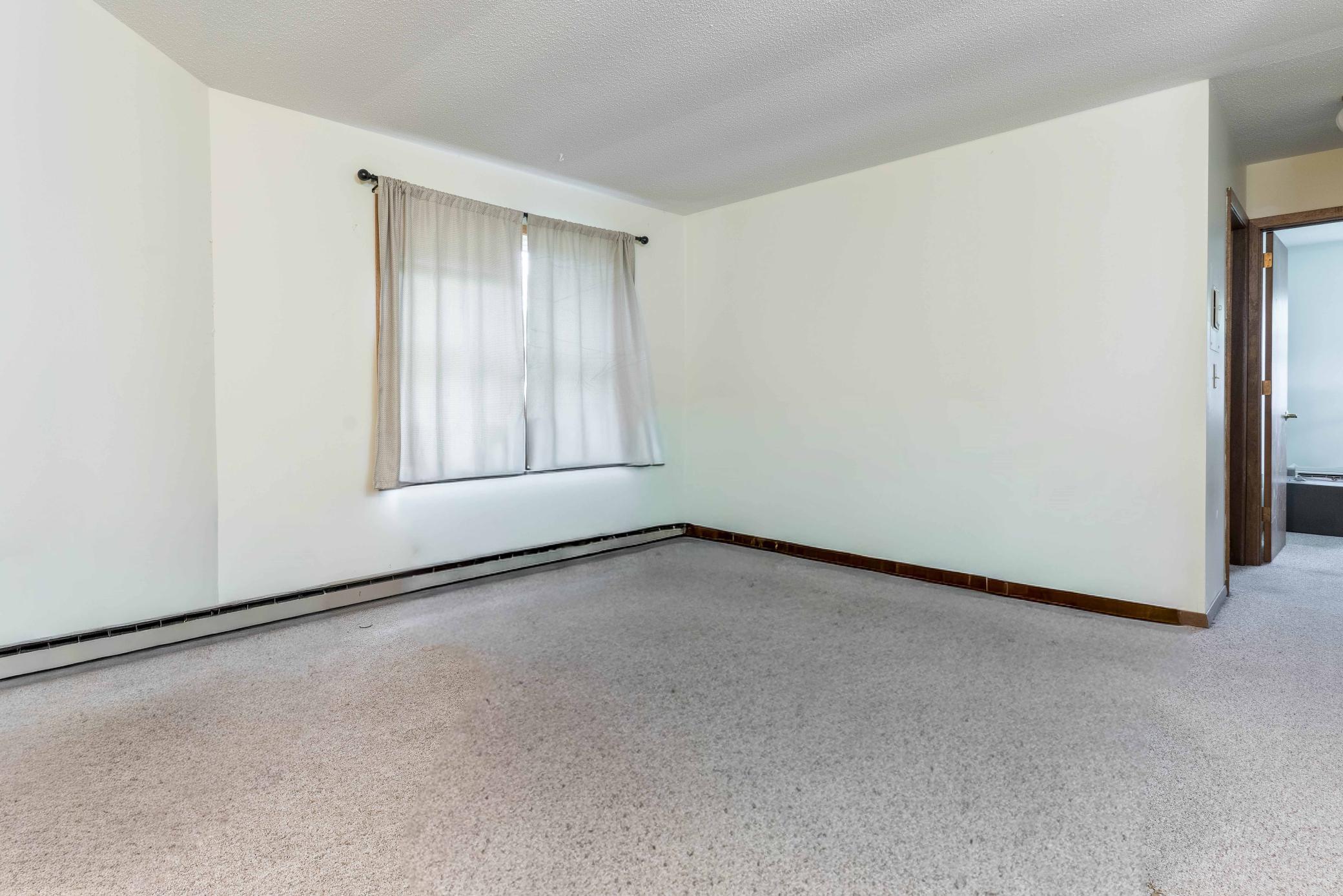 706, 708 Living Room
