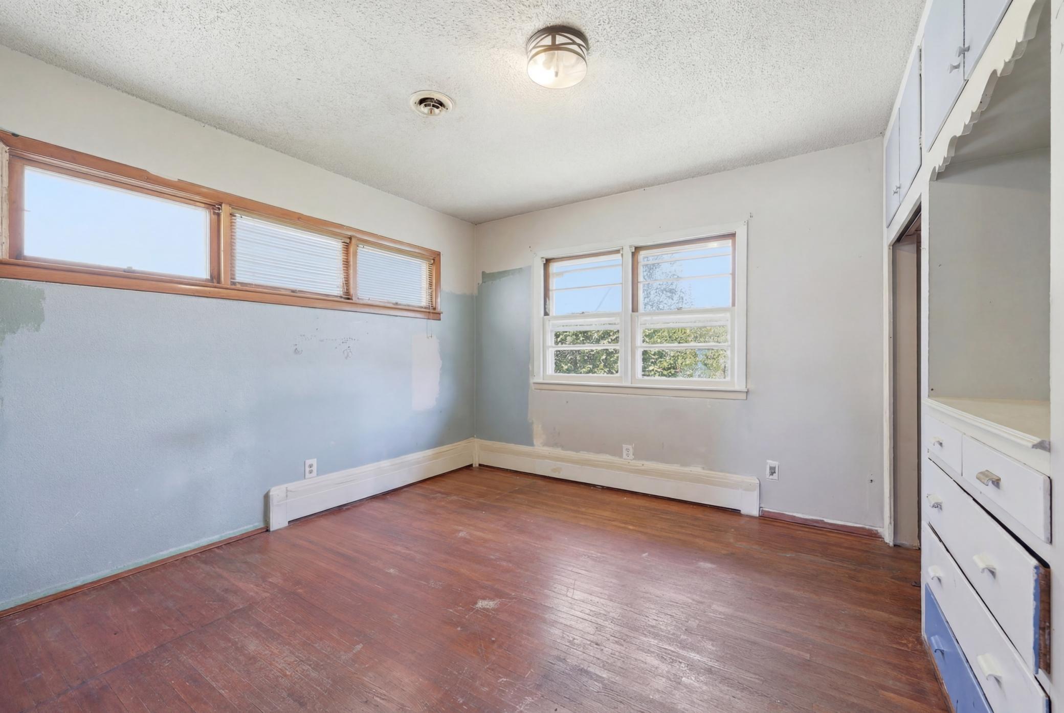 716 bedroom one