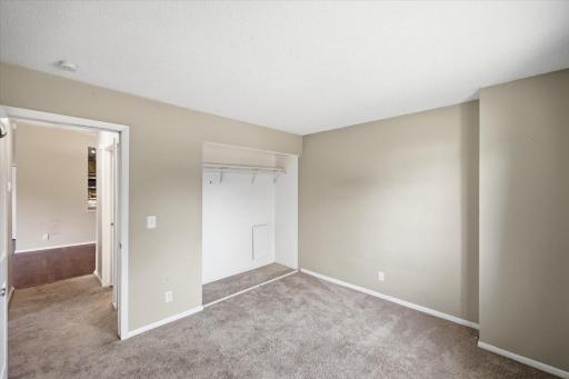 6838 Sandlewood Road, Saint Paul, MN 55125