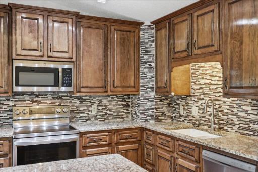 6838 Sandlewood Road, Saint Paul, MN 55125