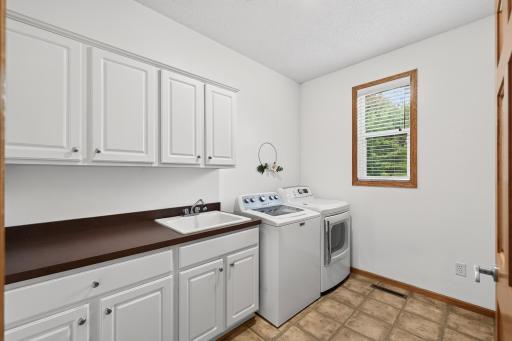 9400 Glacier Road, Minnetrista, MN 55375