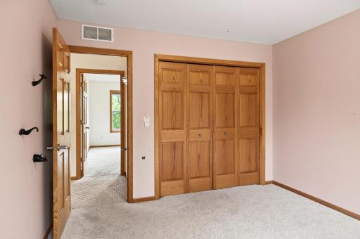 9400 Glacier Road, Minnetrista, MN 55375