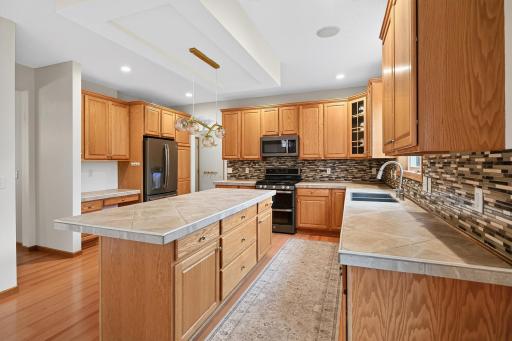 9400 Glacier Road, Minnetrista, MN 55375