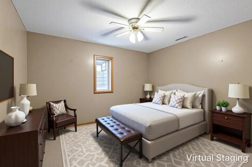 305 Chancery Lane, Mankato, MN 56001